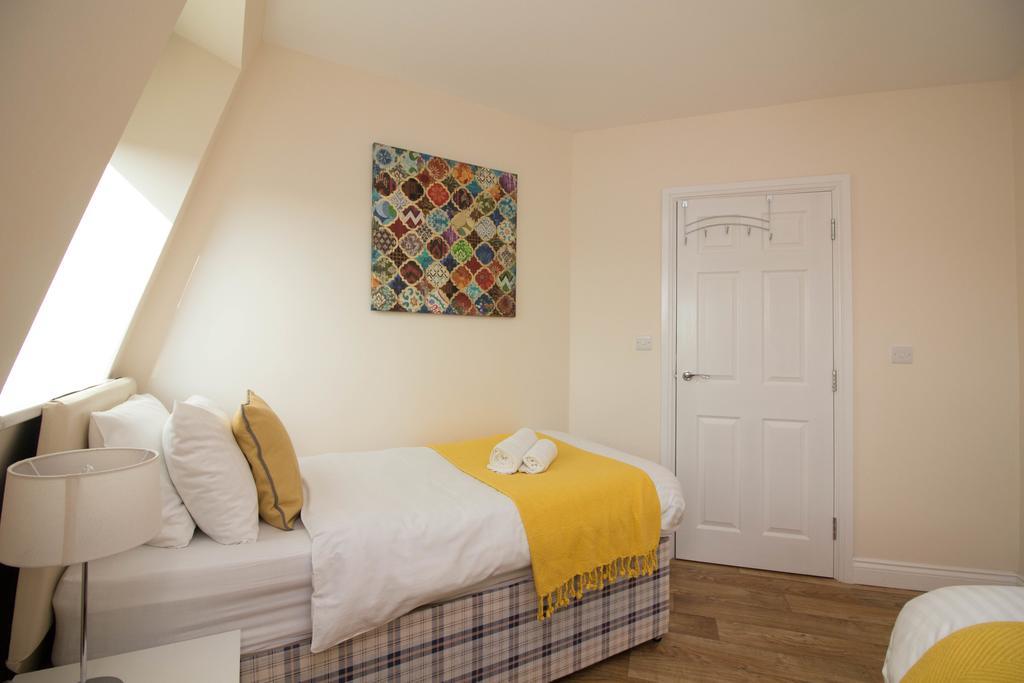 Castle Point Apartments Southampton Premier Lodge Buitenkant foto
