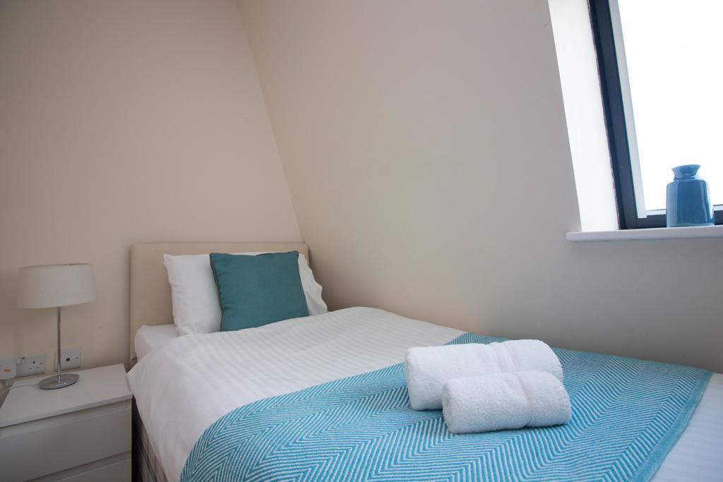 Castle Point Apartments Southampton Premier Lodge Buitenkant foto