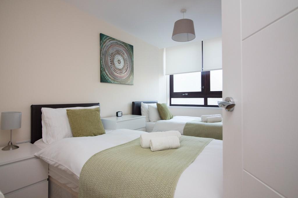 Castle Point Apartments Southampton Premier Lodge Buitenkant foto