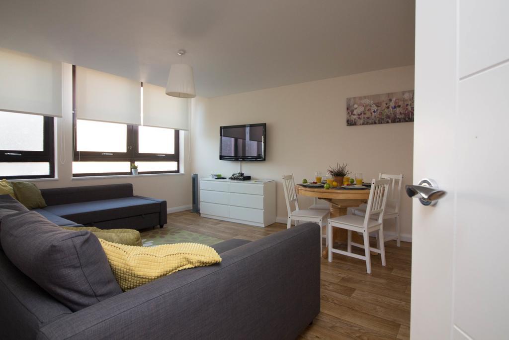 Castle Point Apartments Southampton Premier Lodge Buitenkant foto