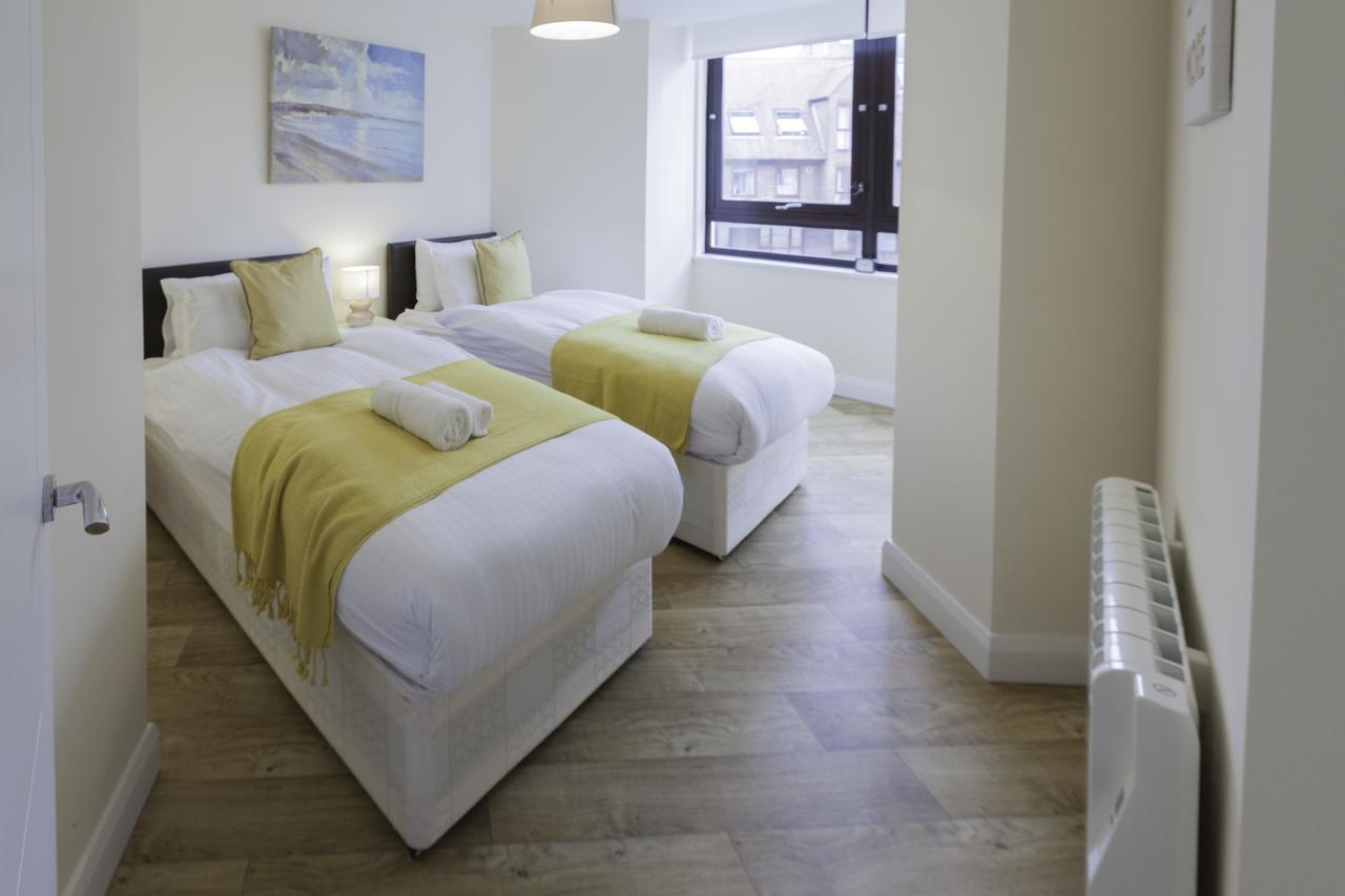 Castle Point Apartments Southampton Premier Lodge Buitenkant foto